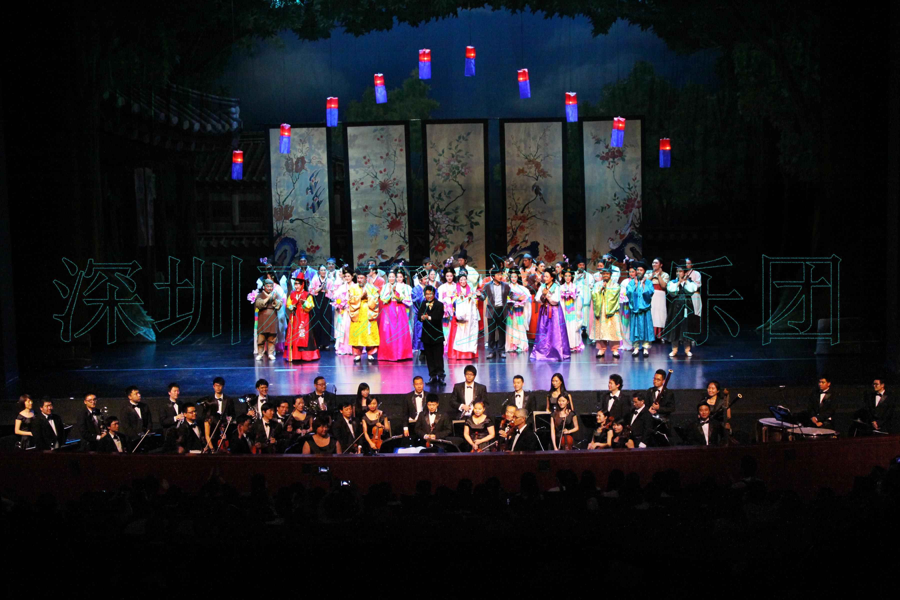 与韩国新首尔歌剧团联合演出